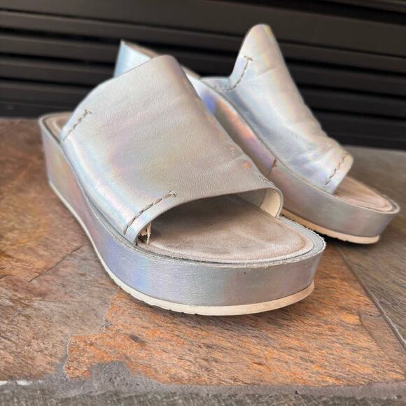 NAKED FEET Reno Platform Slide Sandal In Silver Leather iridescent 7.5 - Picture 3 of 11